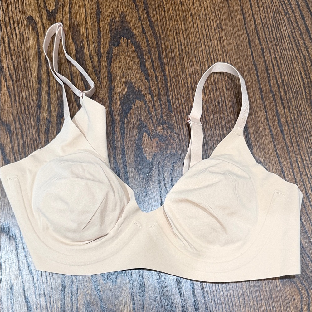 Aerie Smoothez plunge bra - Brand New! 36B